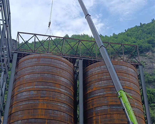 陽(yáng)泉骨料鋼板倉項目工地